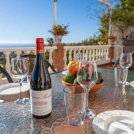 Mit Privatpool Fuer 6 Personen Ca 90 Qm In Nerja, Andalusien Costa Del Sol